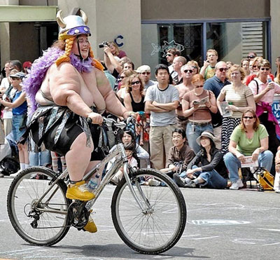 Fred_Bedderhead-fat-chick-biker